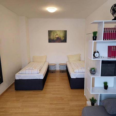 Praktische City Apartments Direkt Am Hauptbahnhof 新明斯特 外观 照片